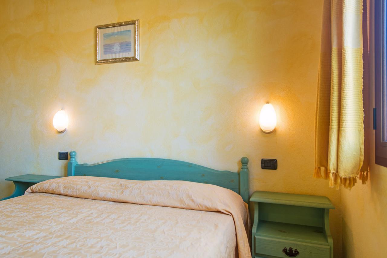 Residenza Gli Ontani Hotel โอโรเซย ภายนอก รูปภาพ