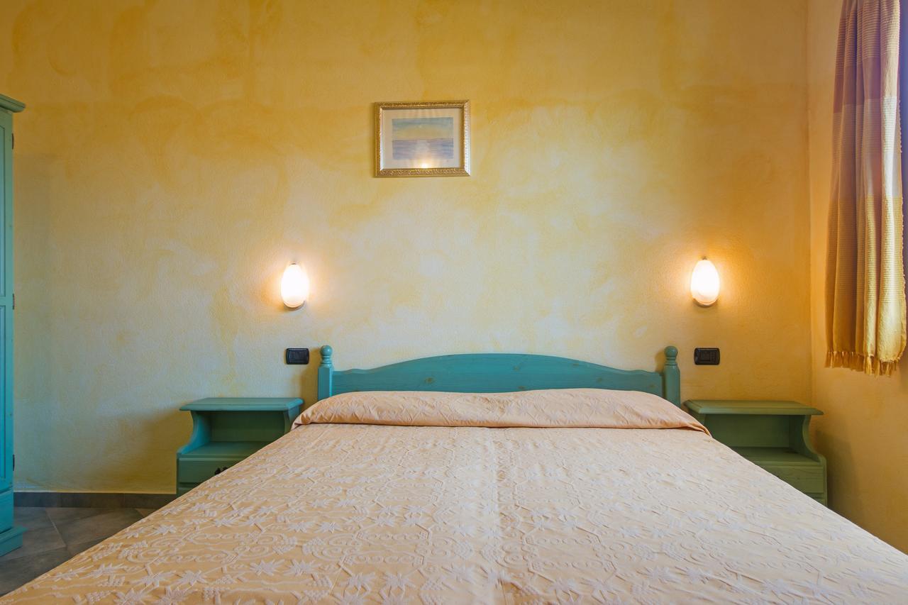 Residenza Gli Ontani Hotel โอโรเซย ภายนอก รูปภาพ