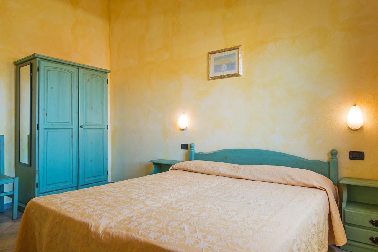 Residenza Gli Ontani Hotel โอโรเซย ภายนอก รูปภาพ