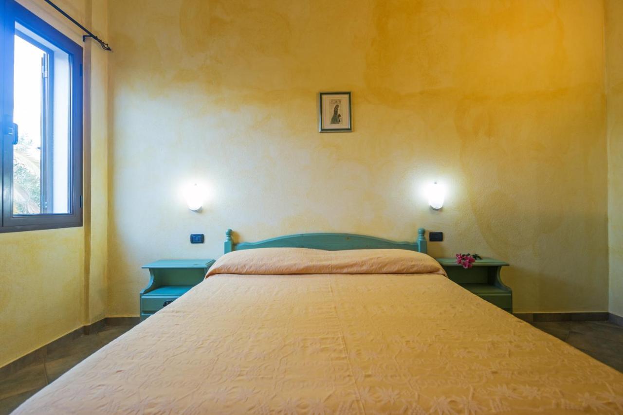 Residenza Gli Ontani Hotel โอโรเซย ภายนอก รูปภาพ